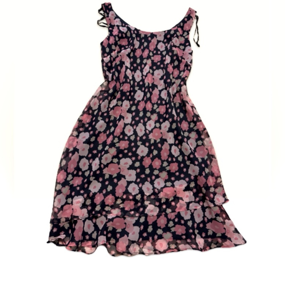 Floral 90s dress with blazer